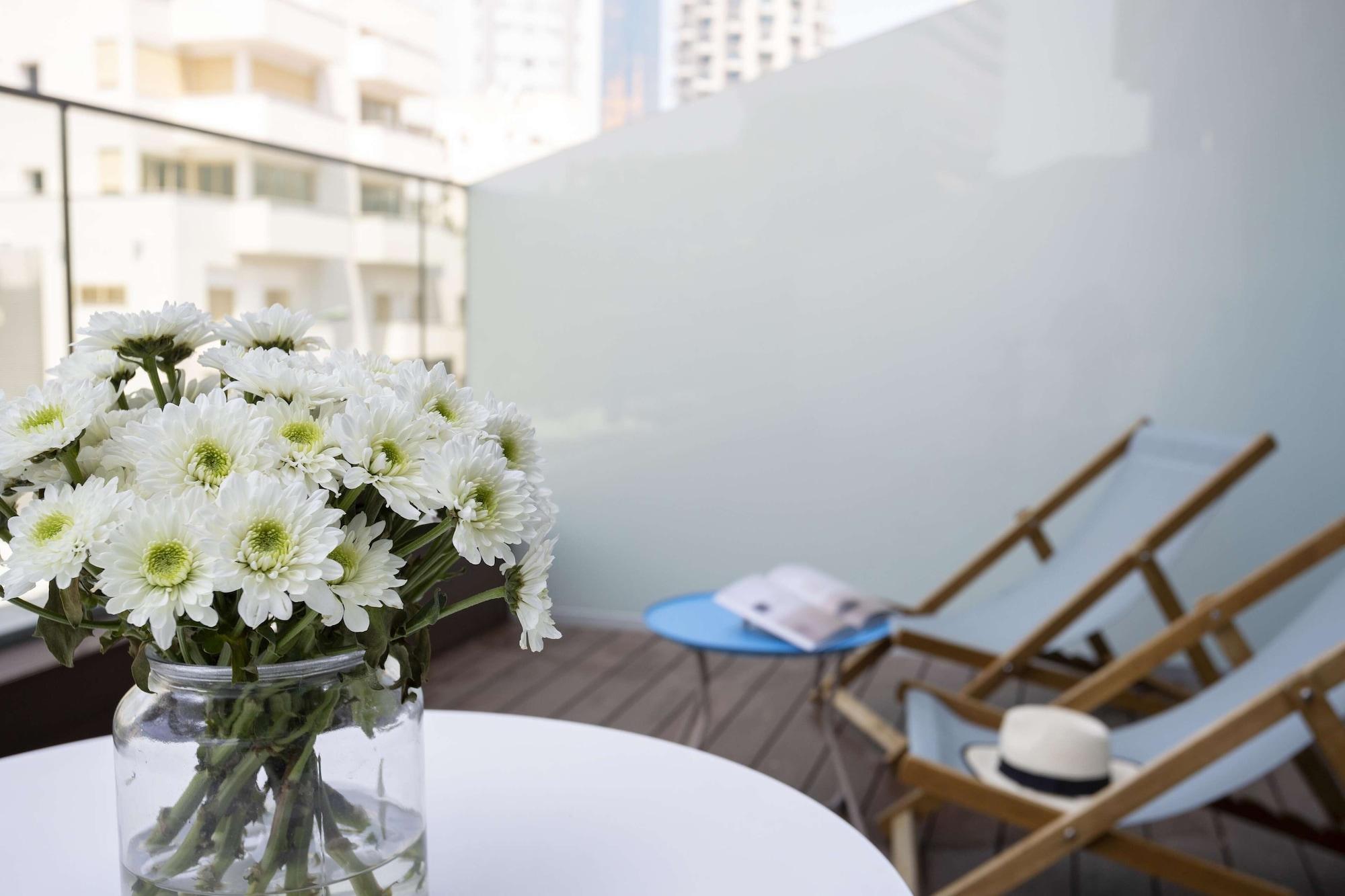 บีวาย14 Tvl โฮเต็ล Hotel เทลอาวีฟ ภายนอก รูปภาพ
